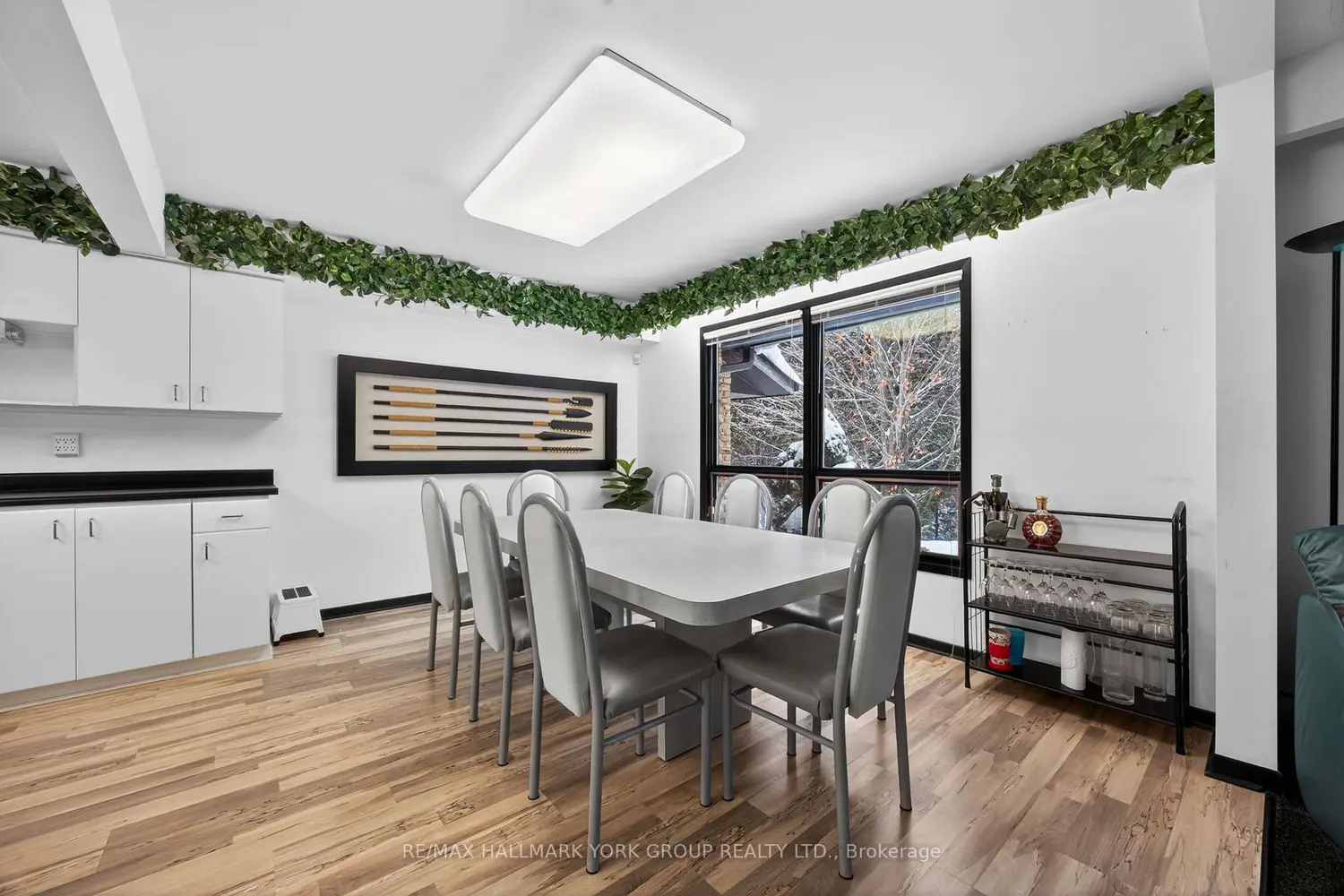 570 Kettleby Road photo 4