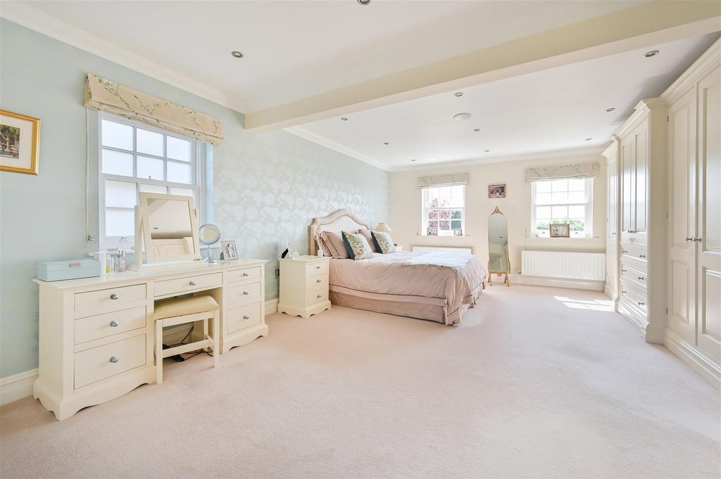 Additional image 7 of 5 bed detached house for saleProspect Lane, Harpenden AL5