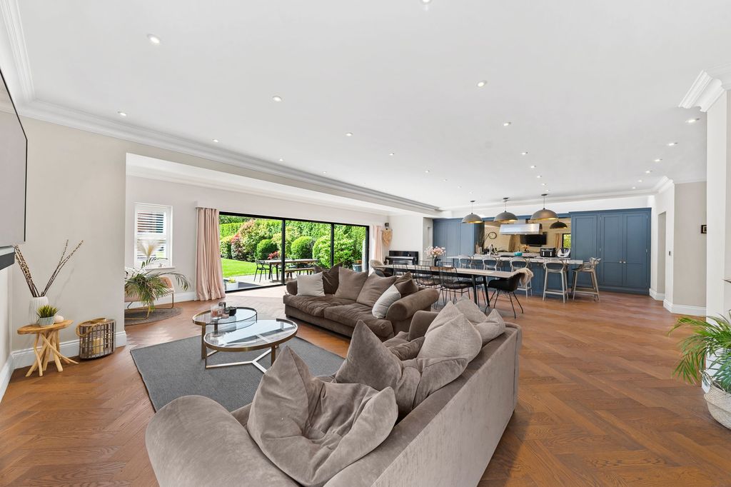 Additional image 2 of 6 bed detached house for saleRutland Drive, Harrogate HG1