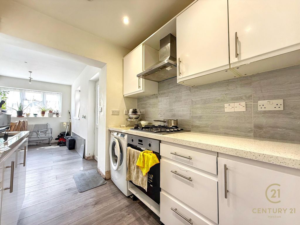 Additional image 5 of 3 bed terraced house for saleBerwick Avenue, Hayes UB4