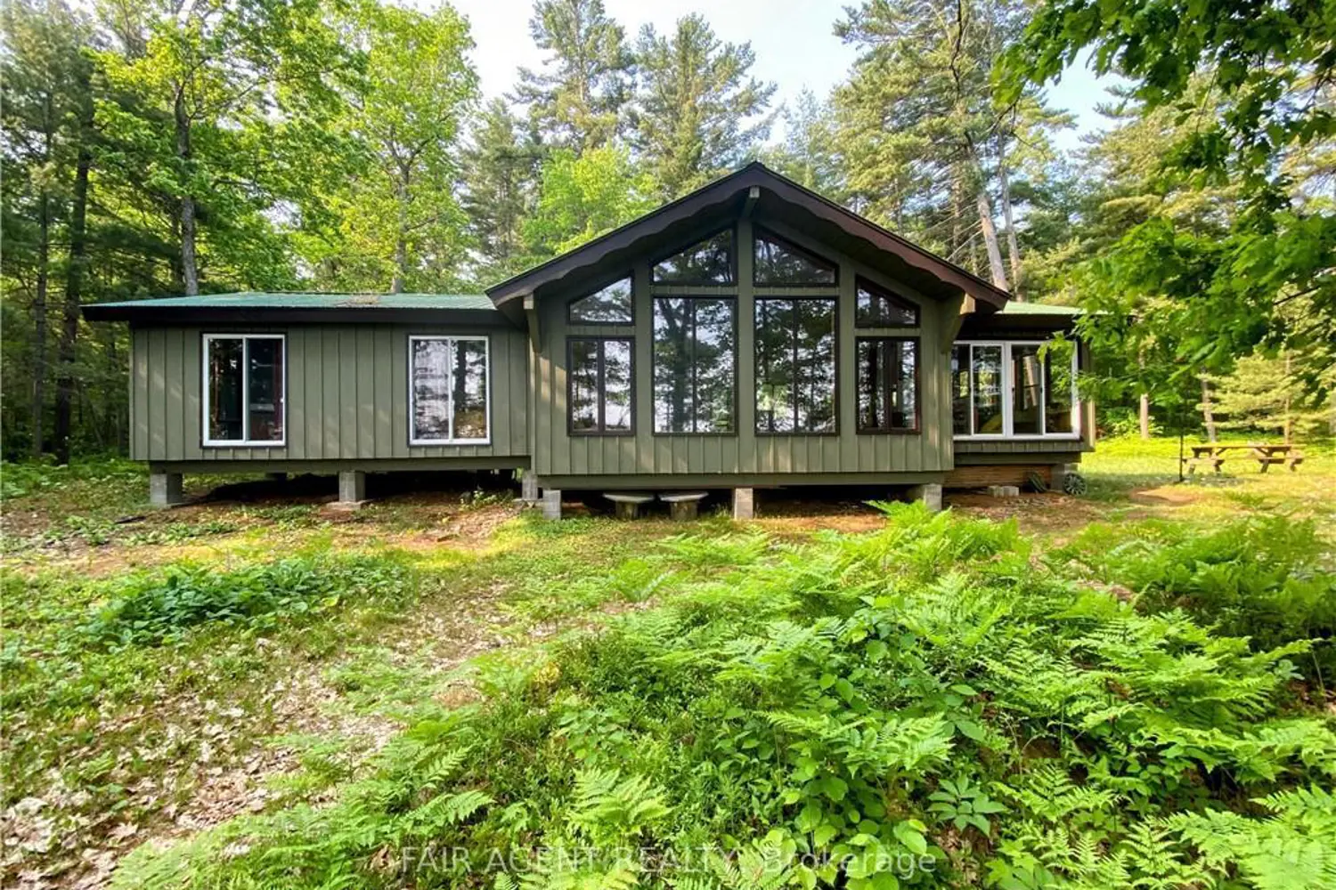 Lt25 Sandy Island photo 2