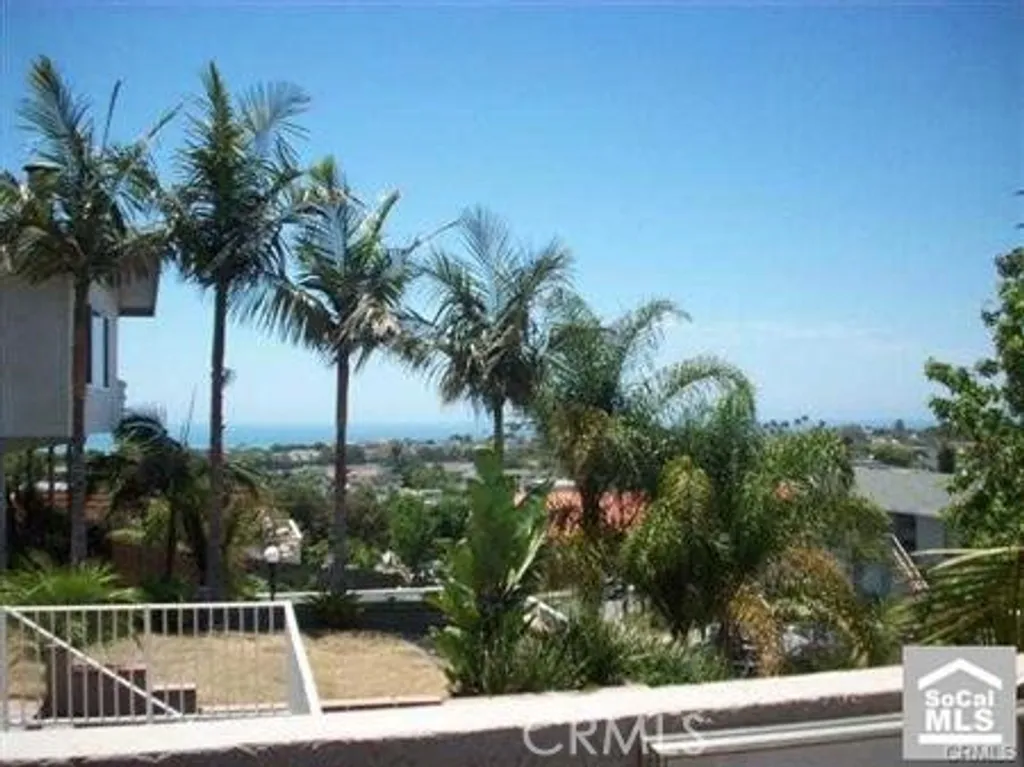 33816 Silver Lantern St Unit A, Dana Point, CA 92629 photo 2
