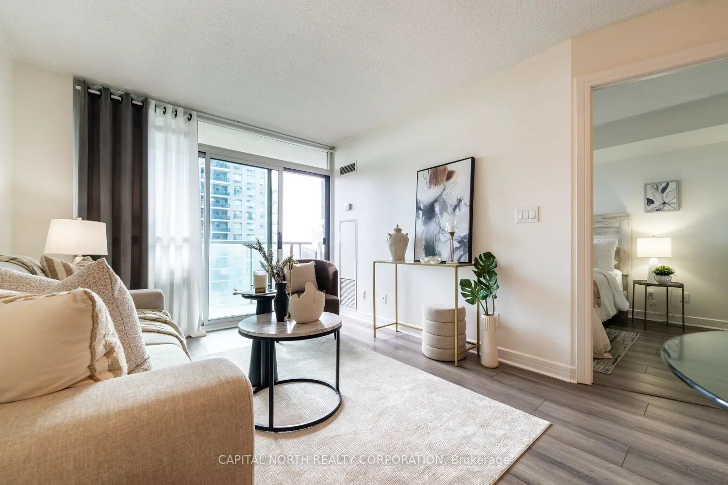 Additional image 7 of 16 Harrison Garden Boulevard 1706