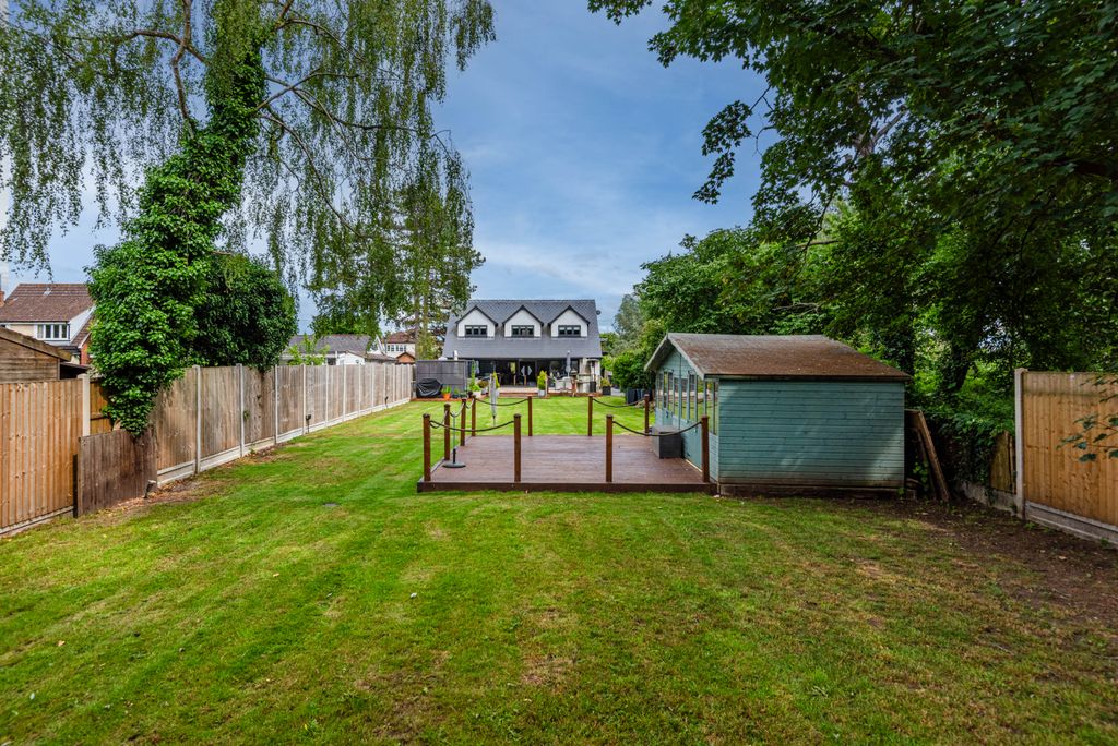 Additional image 31 of 4 bed detached house for saleAvenue Road, Dobbs Weir, Hoddesdon EN11