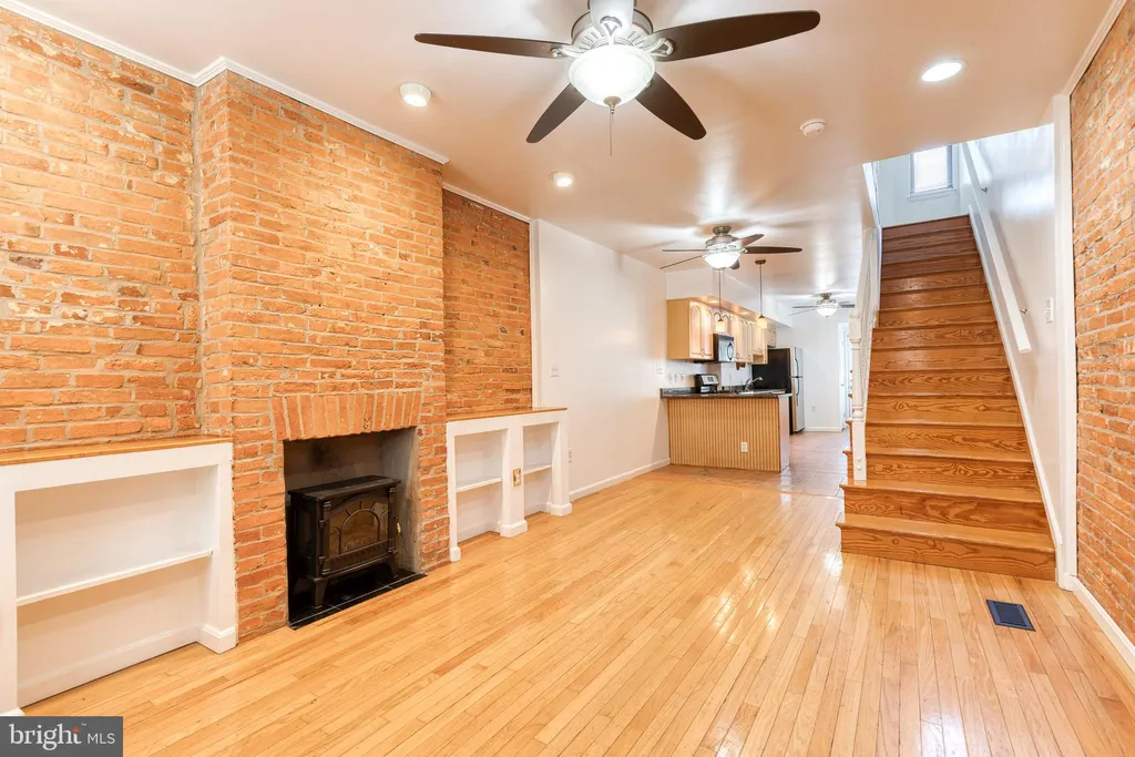 1608 S Hanover Street, Baltimore, MD 21230 photo 2