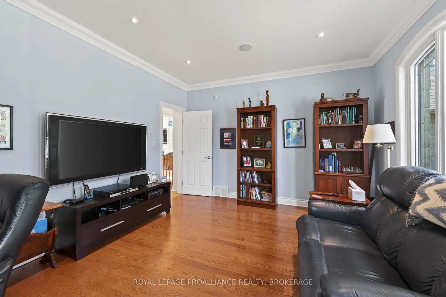 178 Nicholson Point Road photo 4
