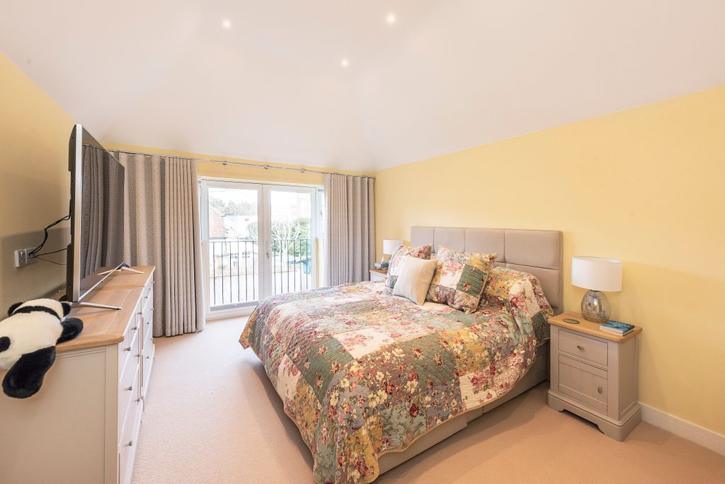 Additional image 10 of 4 bed detached house for saleKirkdale Road, Harpenden AL5