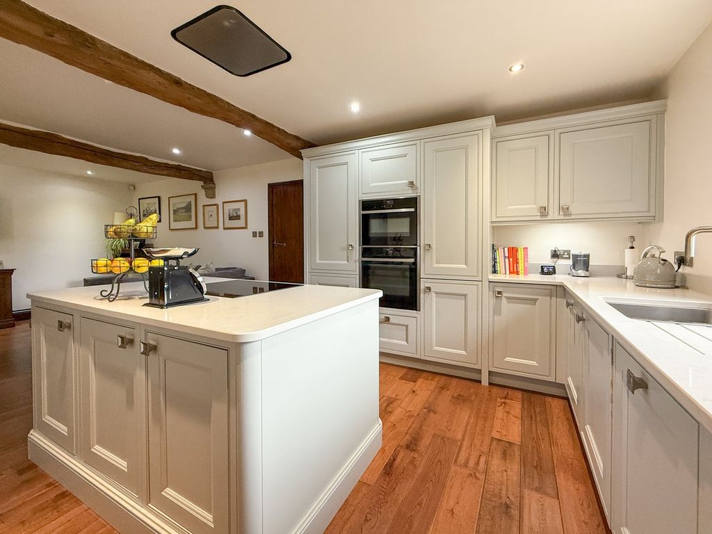 4 bed barn conversion for saleWickens Lane, Upperthong, Holmfirth HD9 photo 3