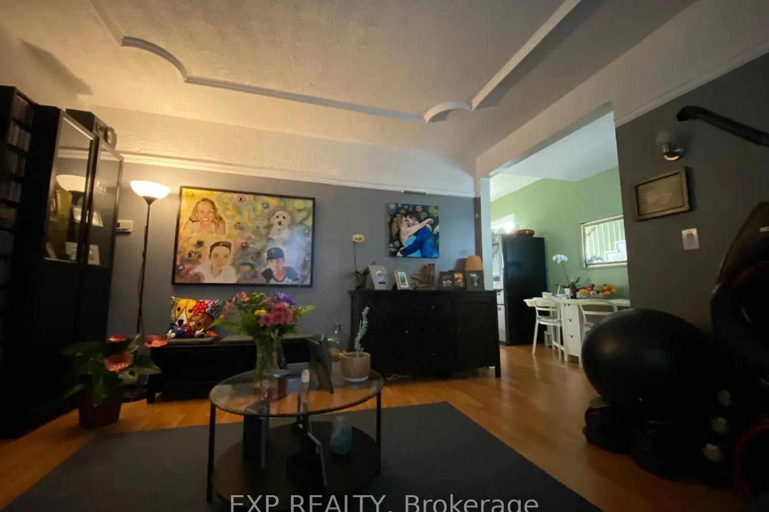 172 Eileen Avenue photo 3