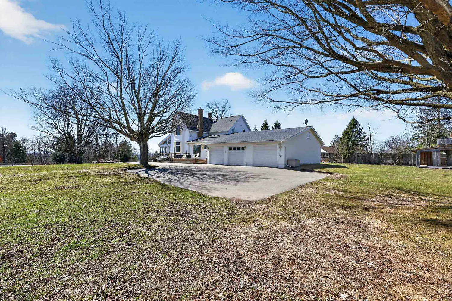 7688 Sideroad 5 photo 4