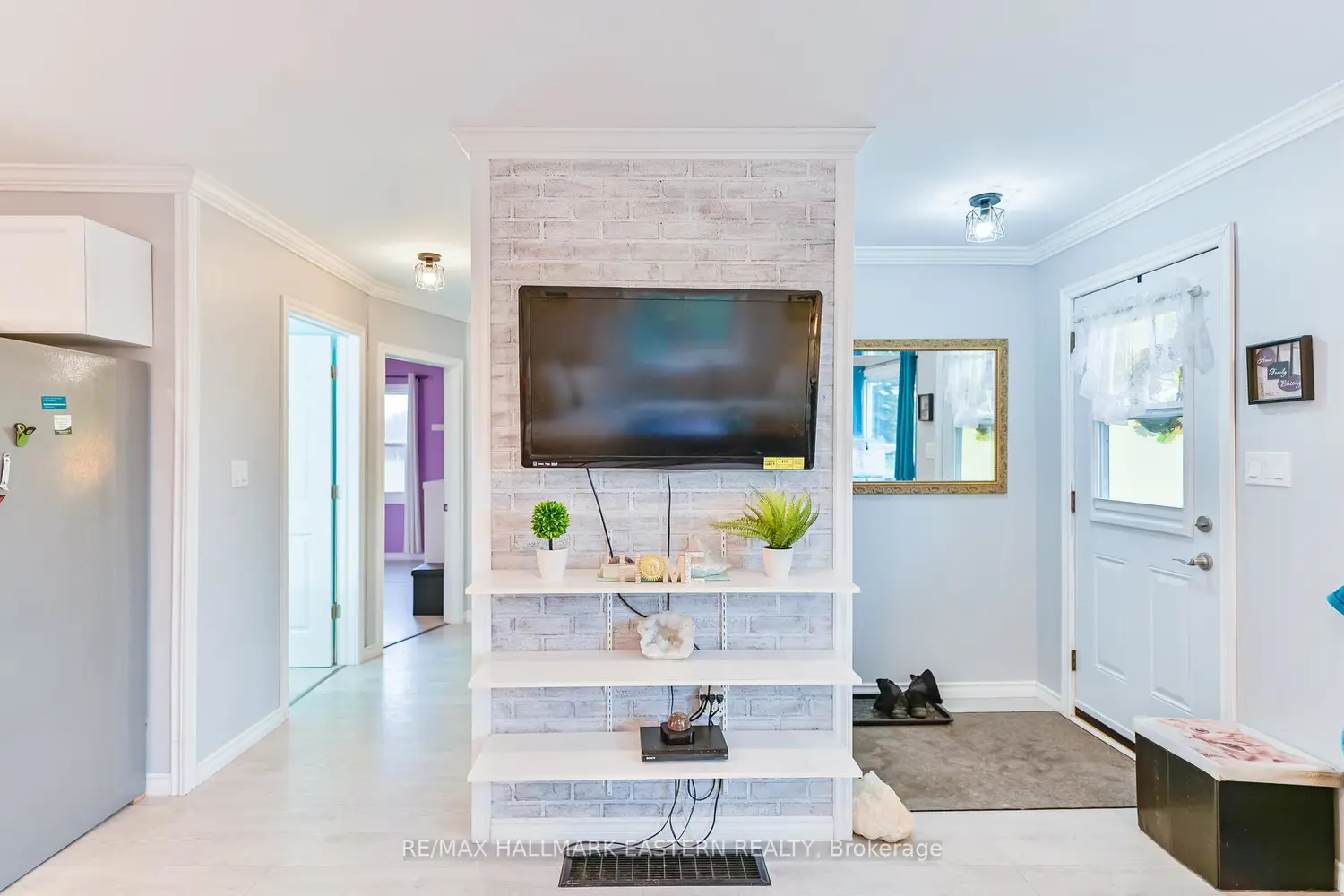 1095 Slab Street photo 2