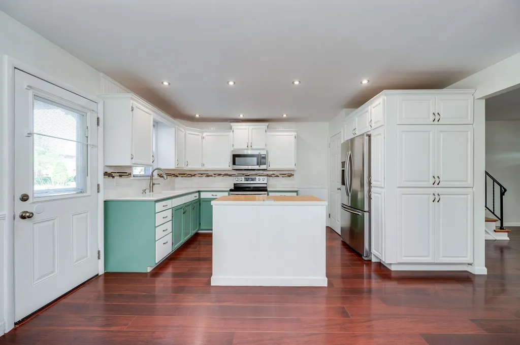 Additional image 2 of 4 S Buttonwood Street, Fleetwood, PA 19522
