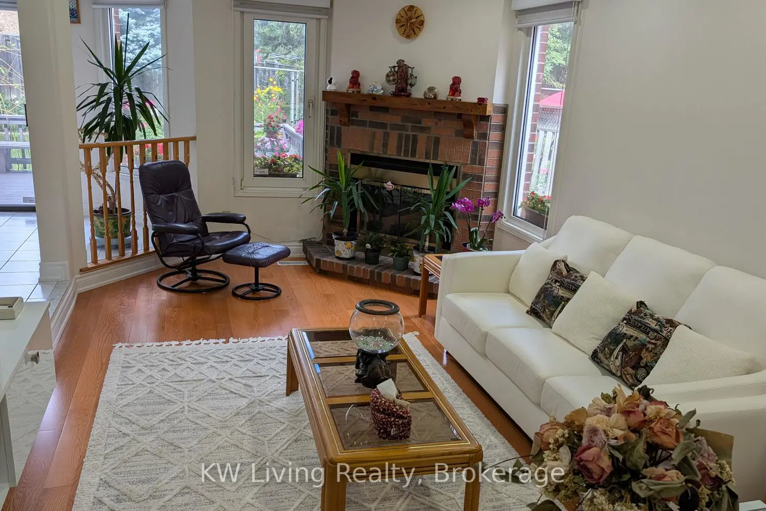 215 Hollingham Road photo 5