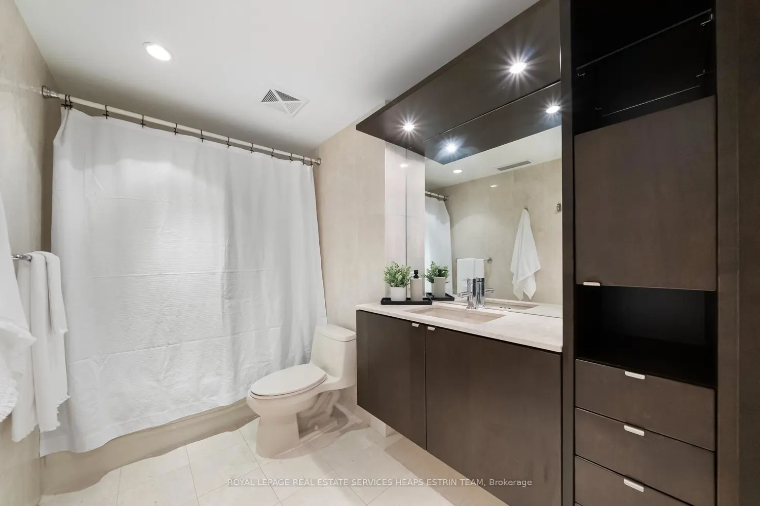 Additional image 12 of 1430 Yonge Street 509
