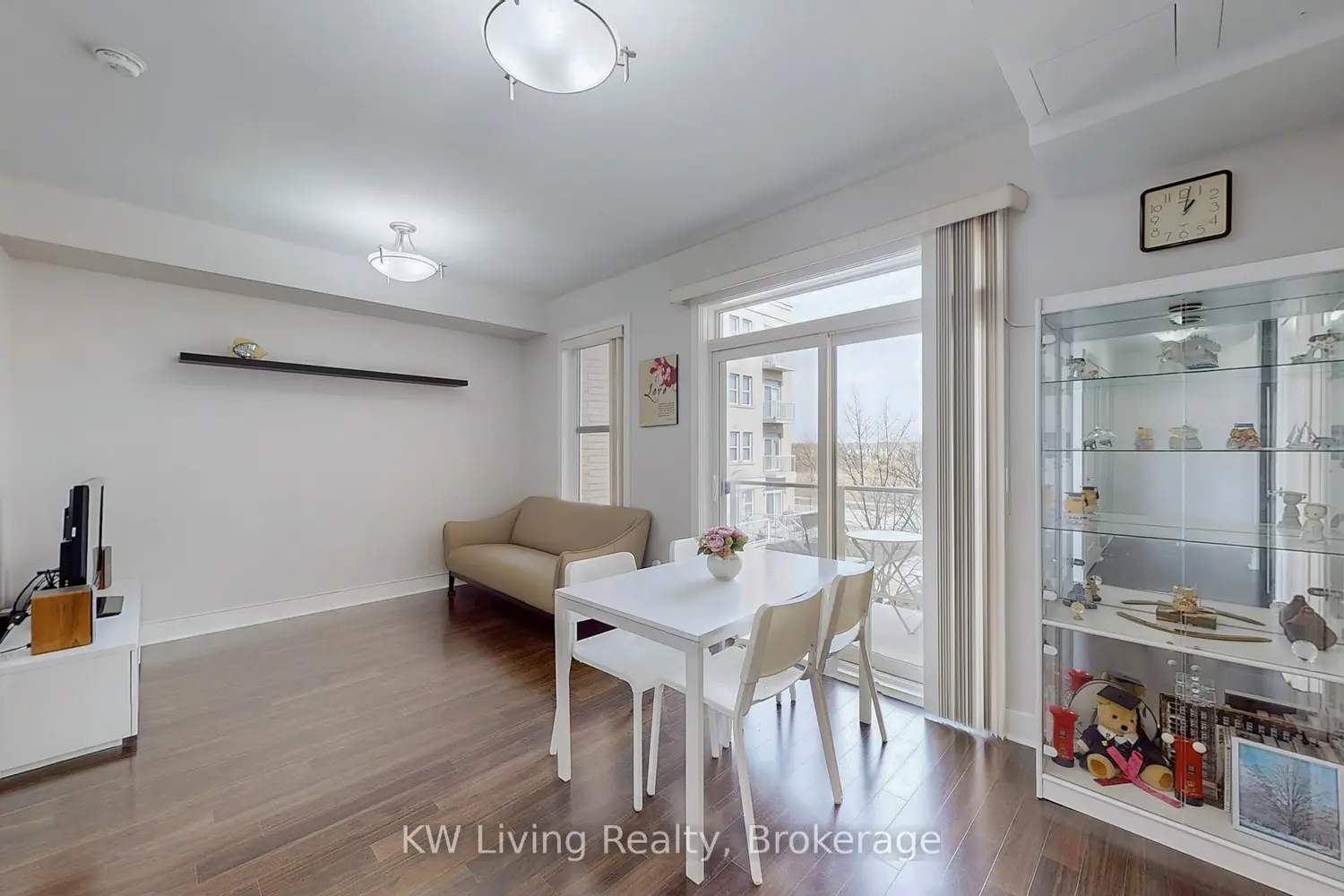 Additional image 3 of 28 Prince Regent Street 203