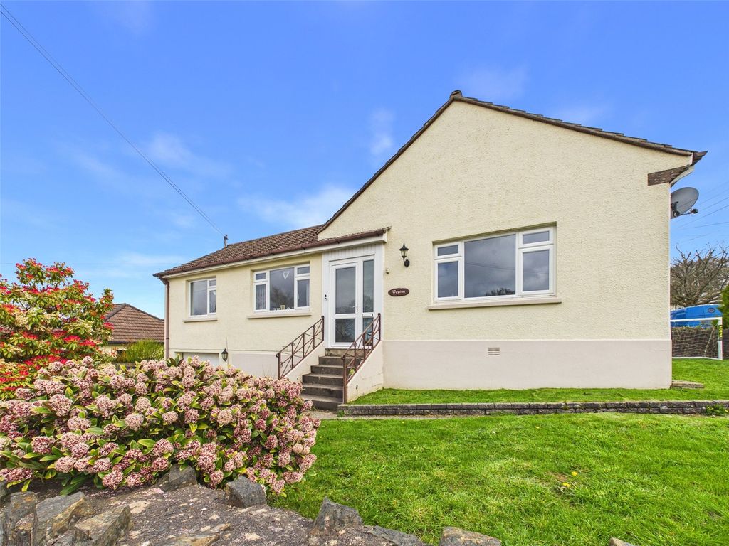 3 bed bungalow for saleSanctuary Road, Holsworthy, Devon EX22