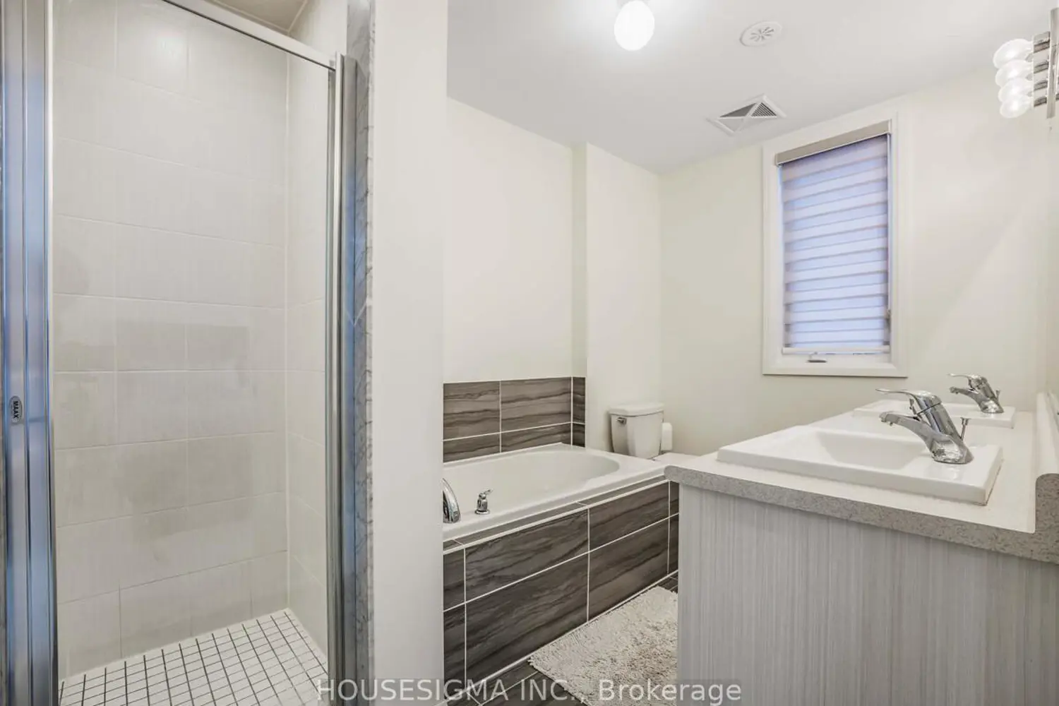 Additional image 11 of 1870 Altona Road 11