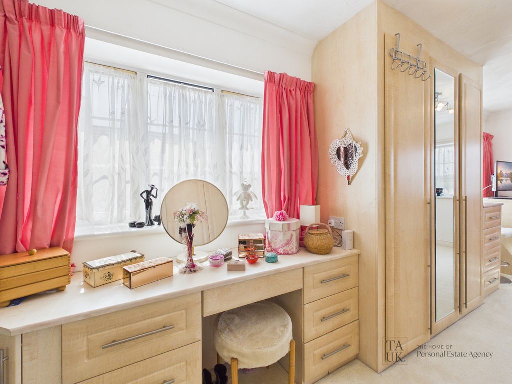 Additional image 36 of 5 bed detached house for saleHavant Road, Hayling Island PO11