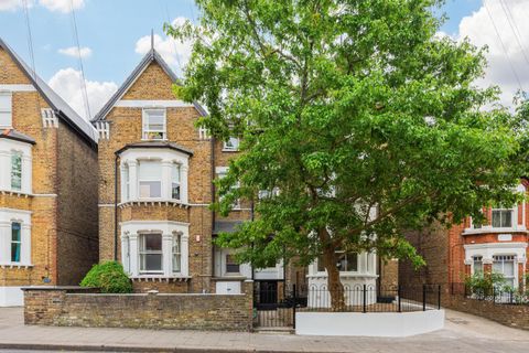 Allfarthing Lane, Wandsworth SW18