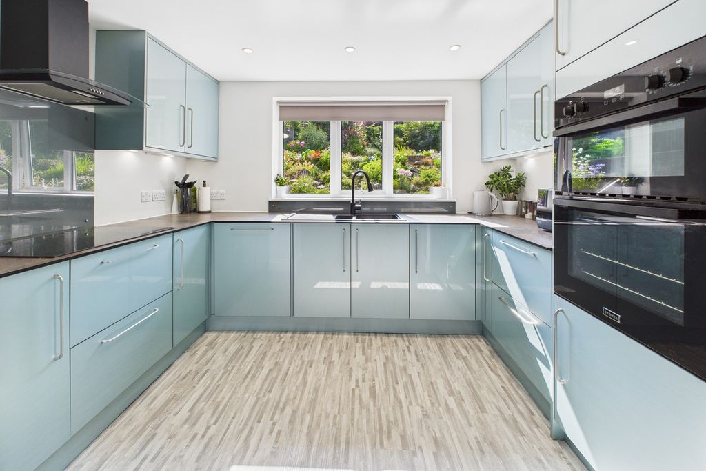 Additional image 6 of 6 bed detached house for saleAstley Road, Hemel Hempstead HP1