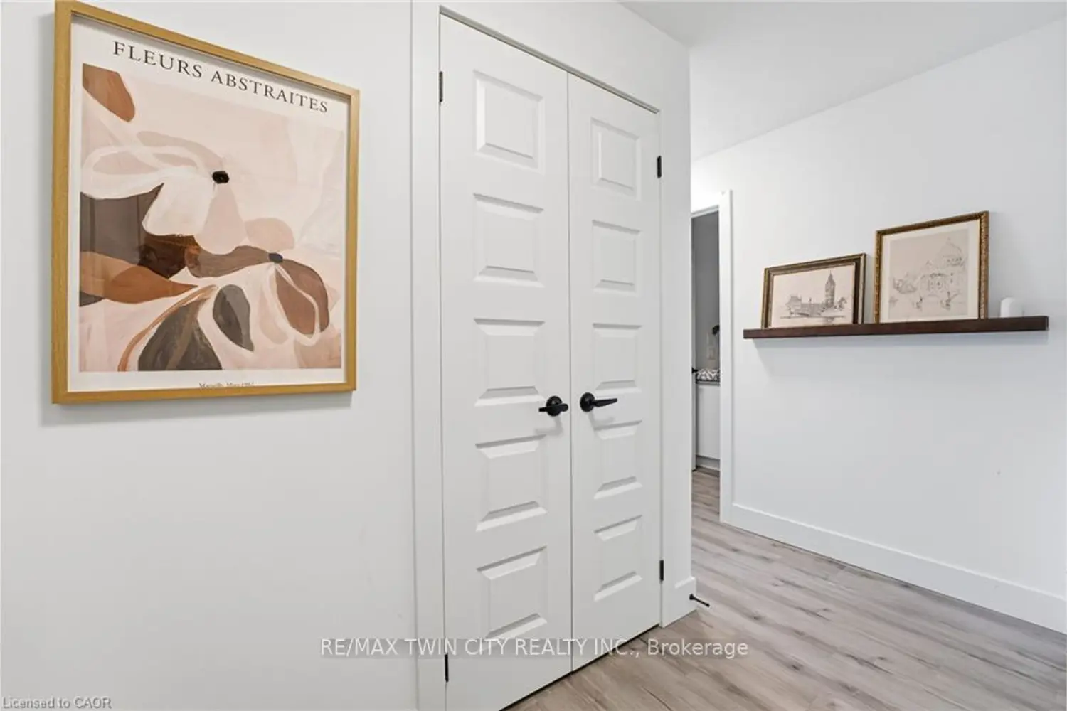 107 Roger Street 516 photo 5