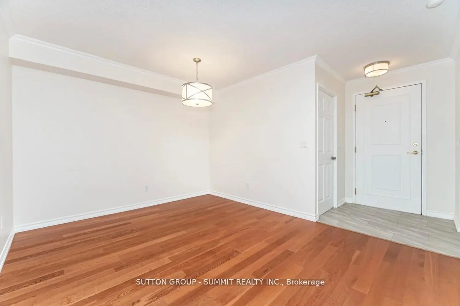 2300 Parkhaven Boulevard 207 photo 3