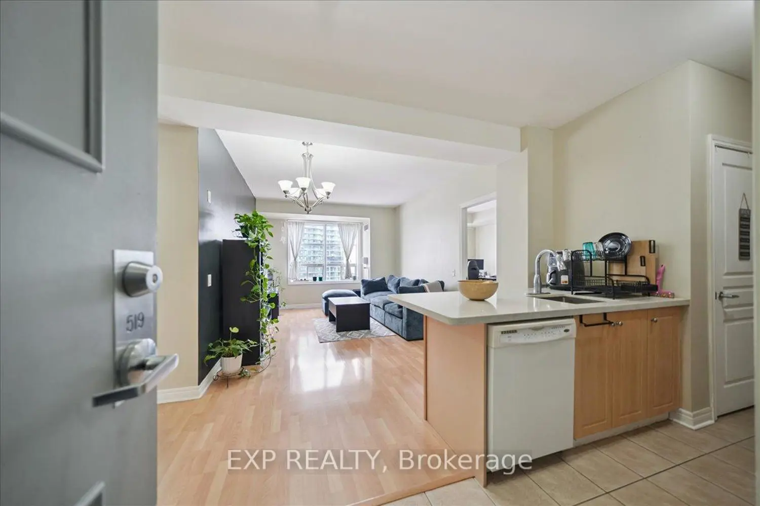 Additional image 2 of 1415 Lawrence Avenue 519