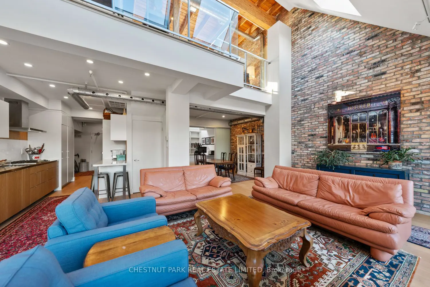 Additional image 8 of 1852 Queen Street 304
