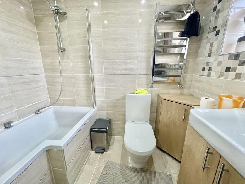 Additional image 6 of 5 bed detached house for saleMinterne Waye, Hayes UB4
