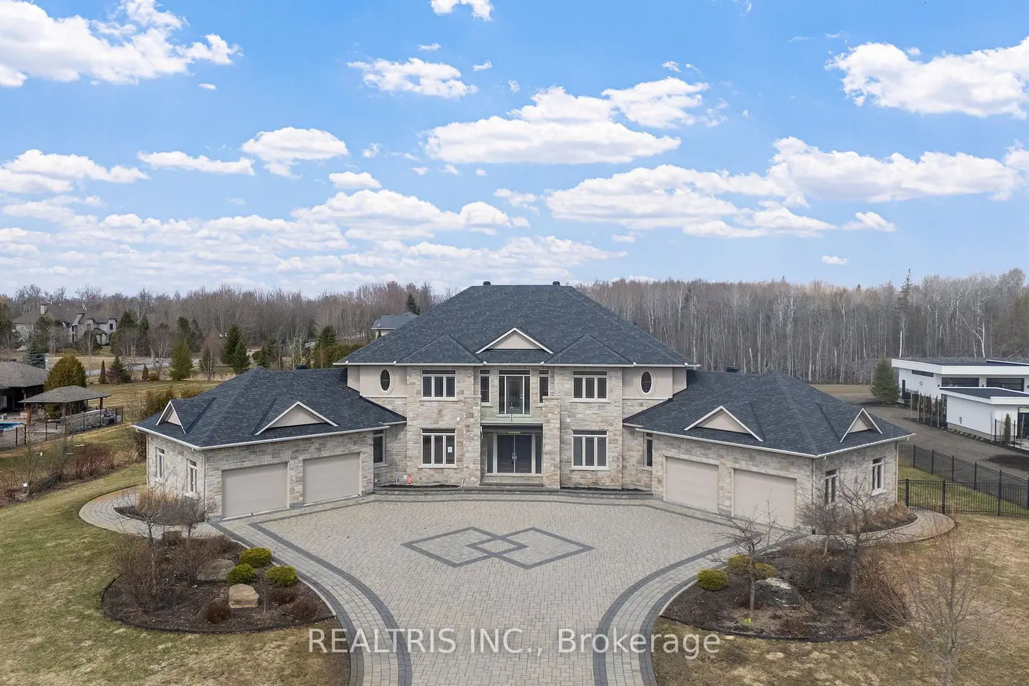 5813 Red Castle Ridge