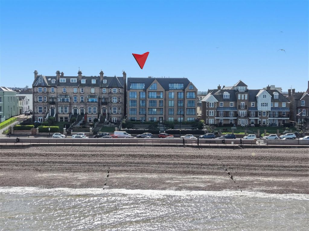 Additional image 5 of 2 bed flat for saleCentral Parade, Herne Bay CT6