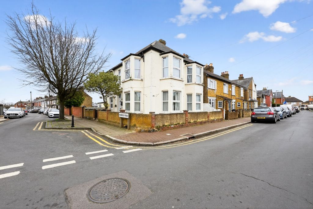 Additional image 27 of 5 bed detached house for saleWalton Road, Hoddesdon EN11