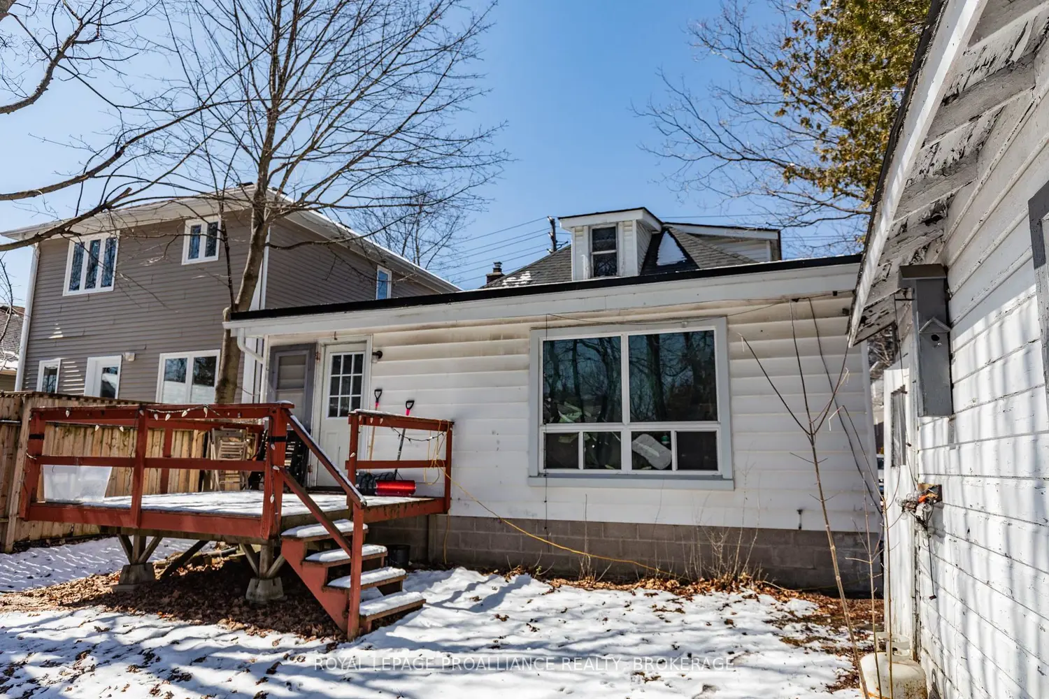 153 Macdonnell Street photo 4