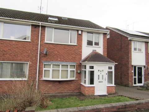 Newton Gardens, Birmingham B43