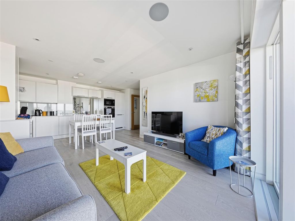 Additional image 12 of 2 bed flat for saleCentral Parade, Herne Bay CT6