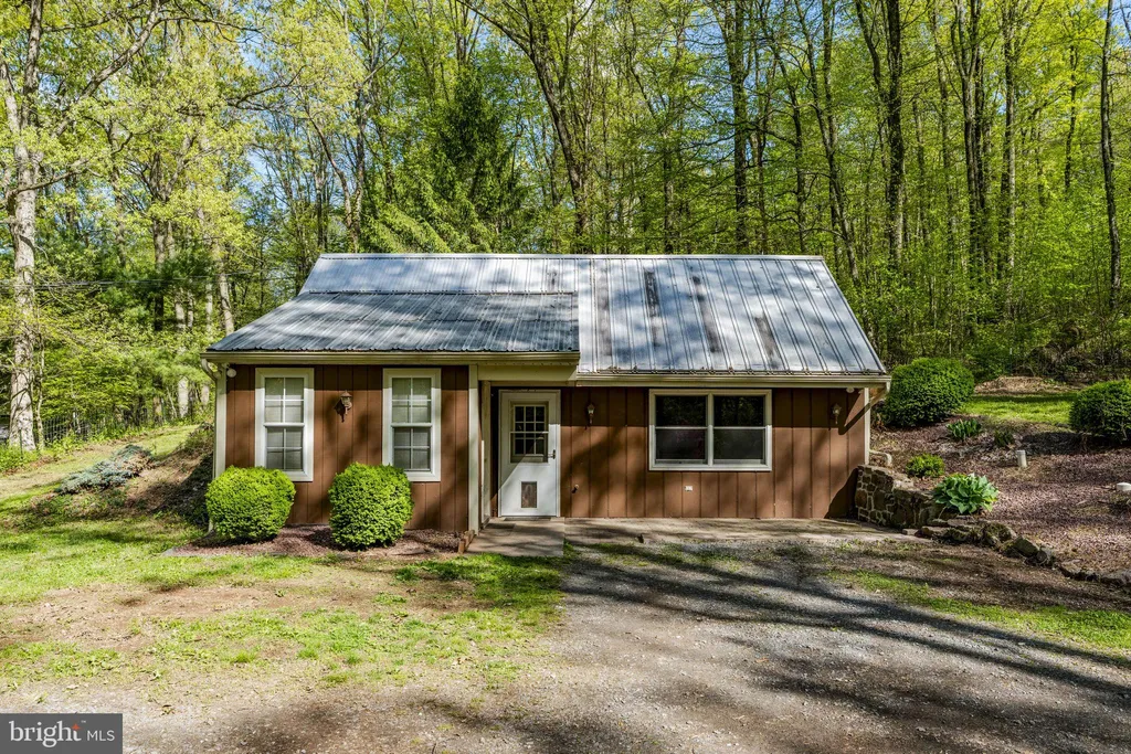 Additional image 4 of 1522 Hilltop Road, Mohnton, PA 19540