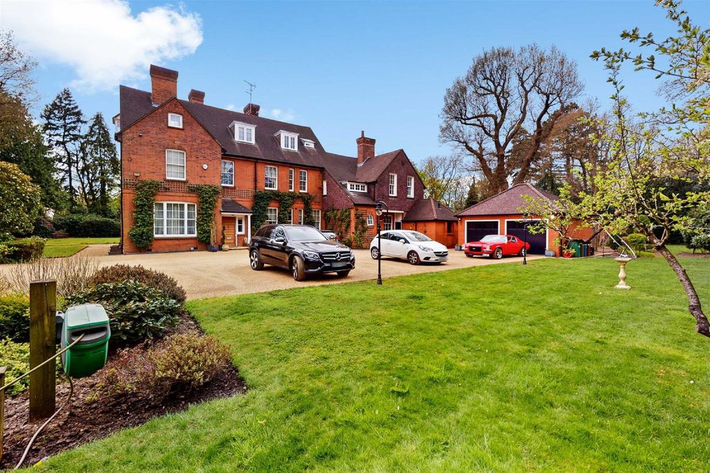 Additional image 13 of 7 bed detached house for saleMount Park Road, Harrow HA1