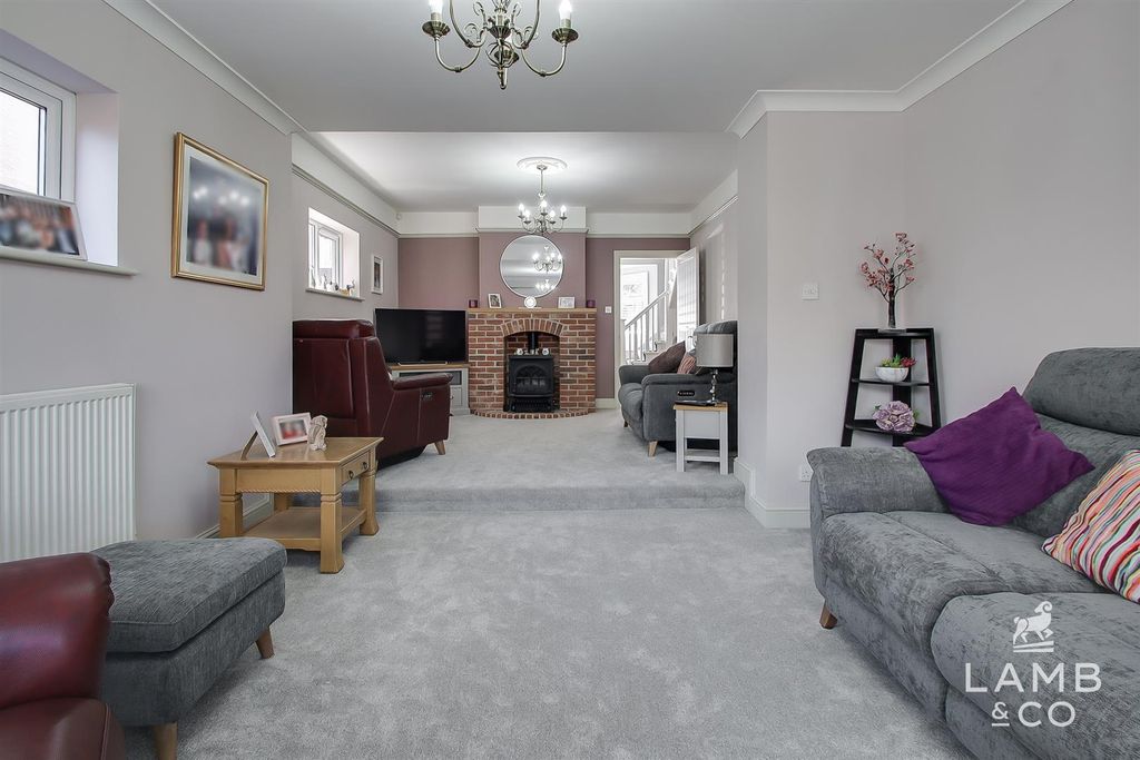 Additional image 17 of 5 bed detached house for saleFronks Road, Dovercourt CO12