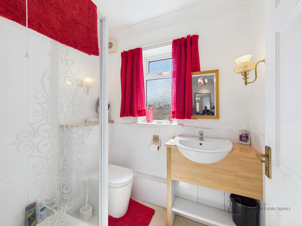 Additional image 29 of 5 bed detached house for saleHavant Road, Hayling Island PO11