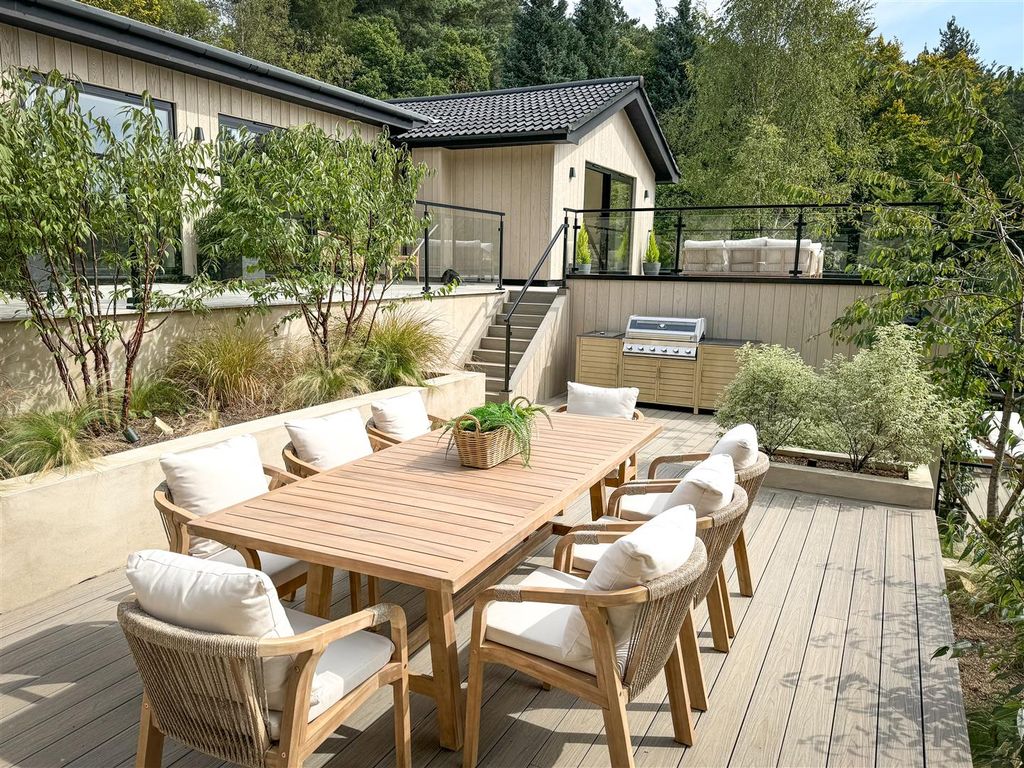 Additional image 27 of 5 bed detached house for saleChurt Road, Hindhead GU26