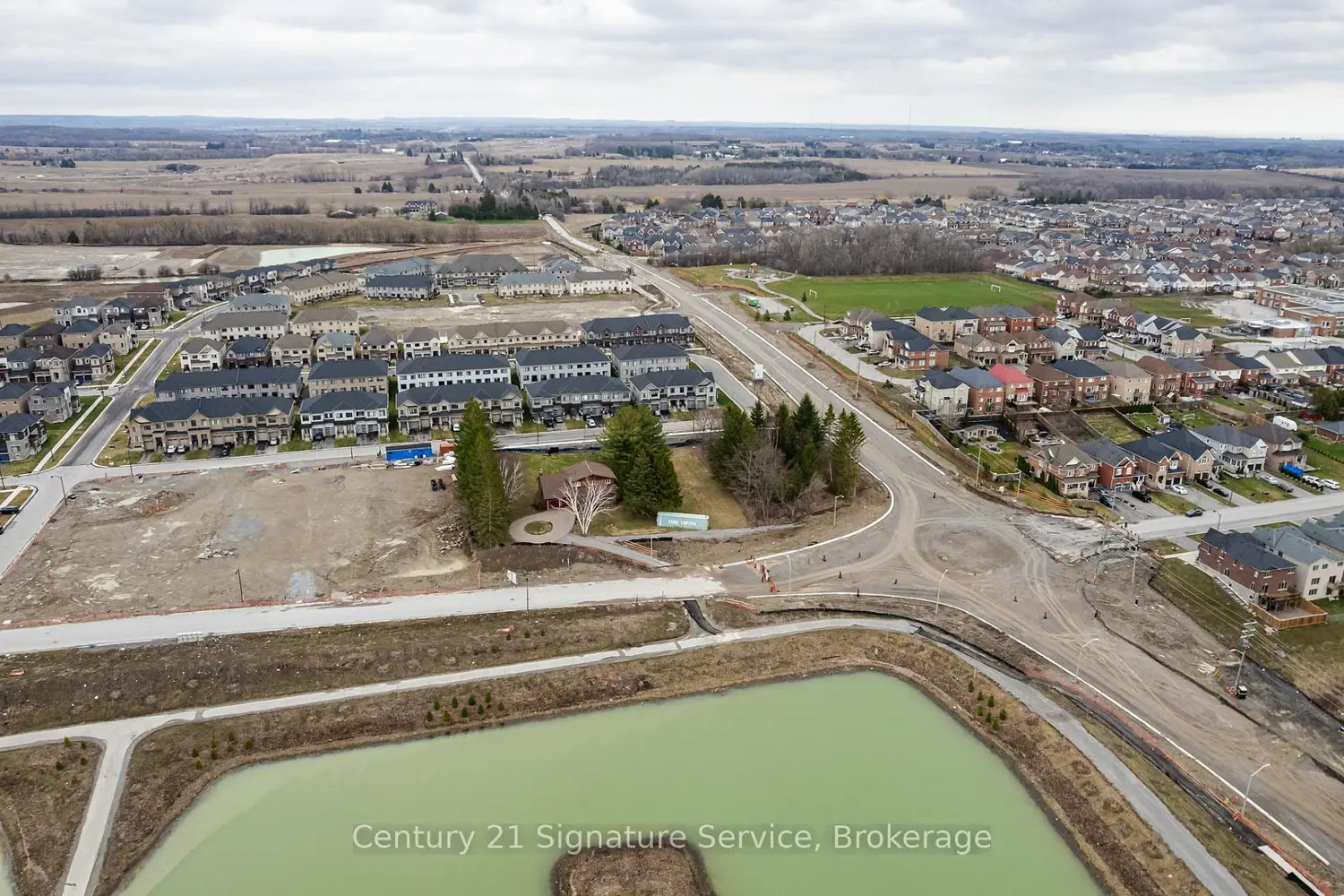 2045 Grandview Street photo 2