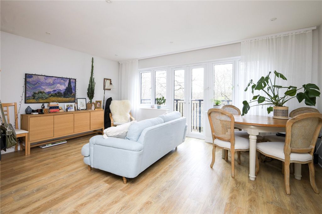 Additional image 2 of 1 bed maisonette for saleLower Hanger, Haslemere, Surrey GU27