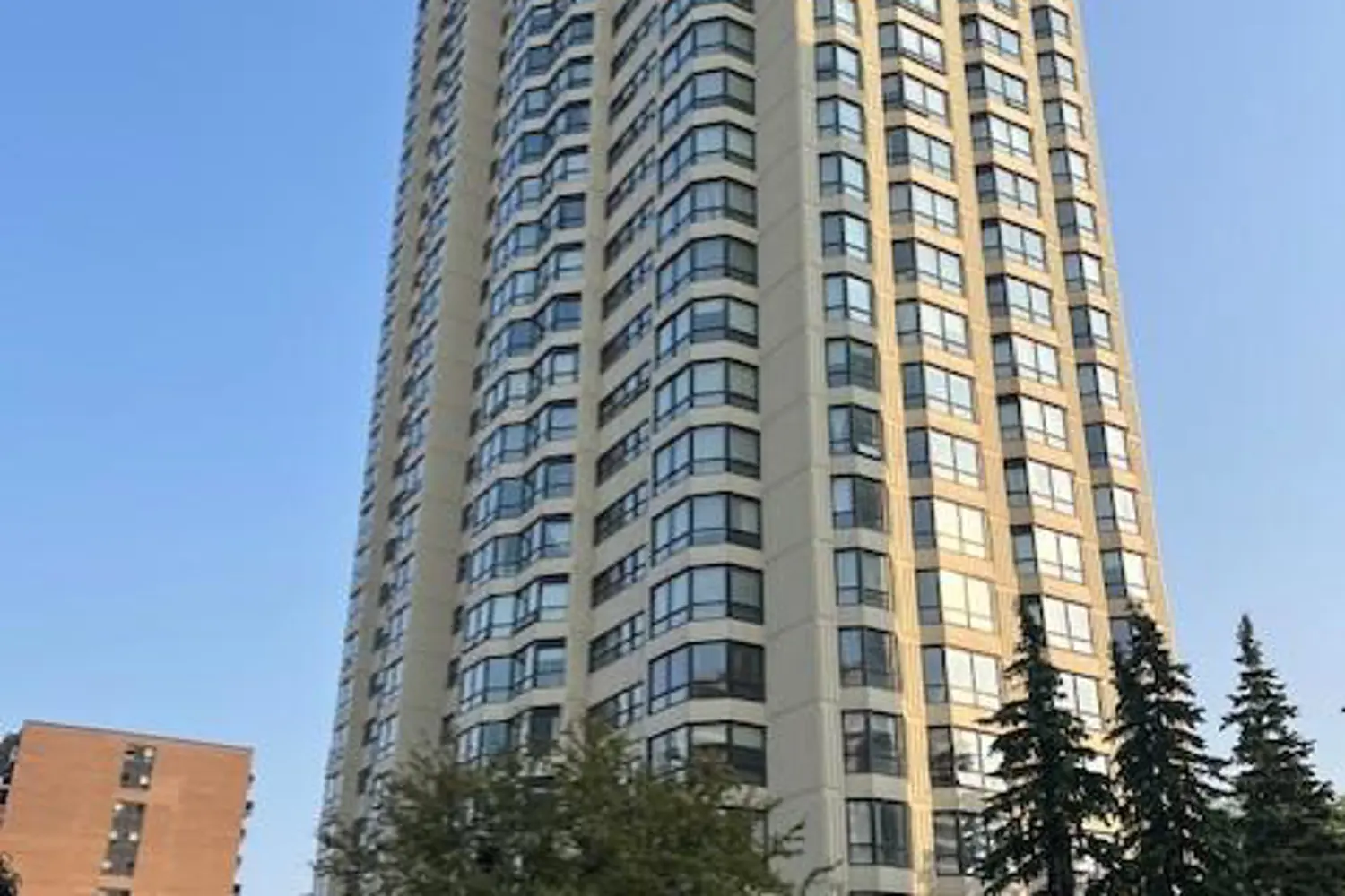 8 Lisa Street 407
