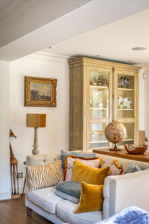 Additional image 21 of 6 bed detached house for saleLinchmere Ridge, Haslemere, Surrey GU27