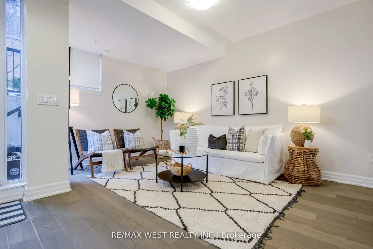 45 Sousa Mendes Street 101