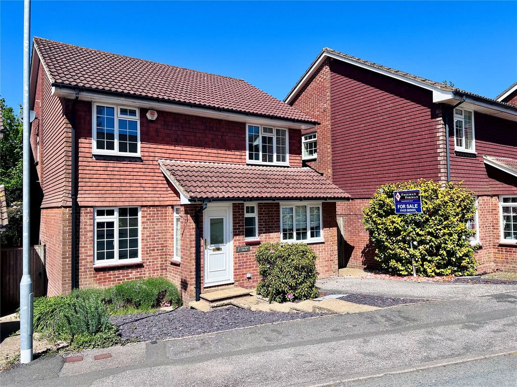 4 bed detached house for saleCuckoo Drive, Heathfield, East Sussex TN21