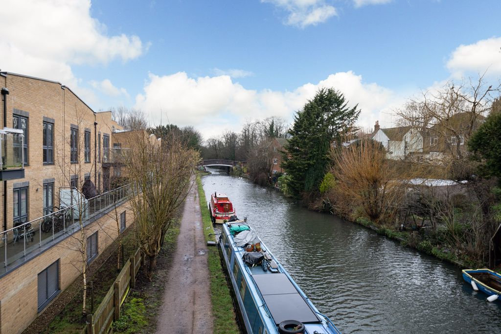Additional image 6 of 2 bed flat for saleRegents House Frogmore Road, Hemel Hempstead, Hertfordshire HP3