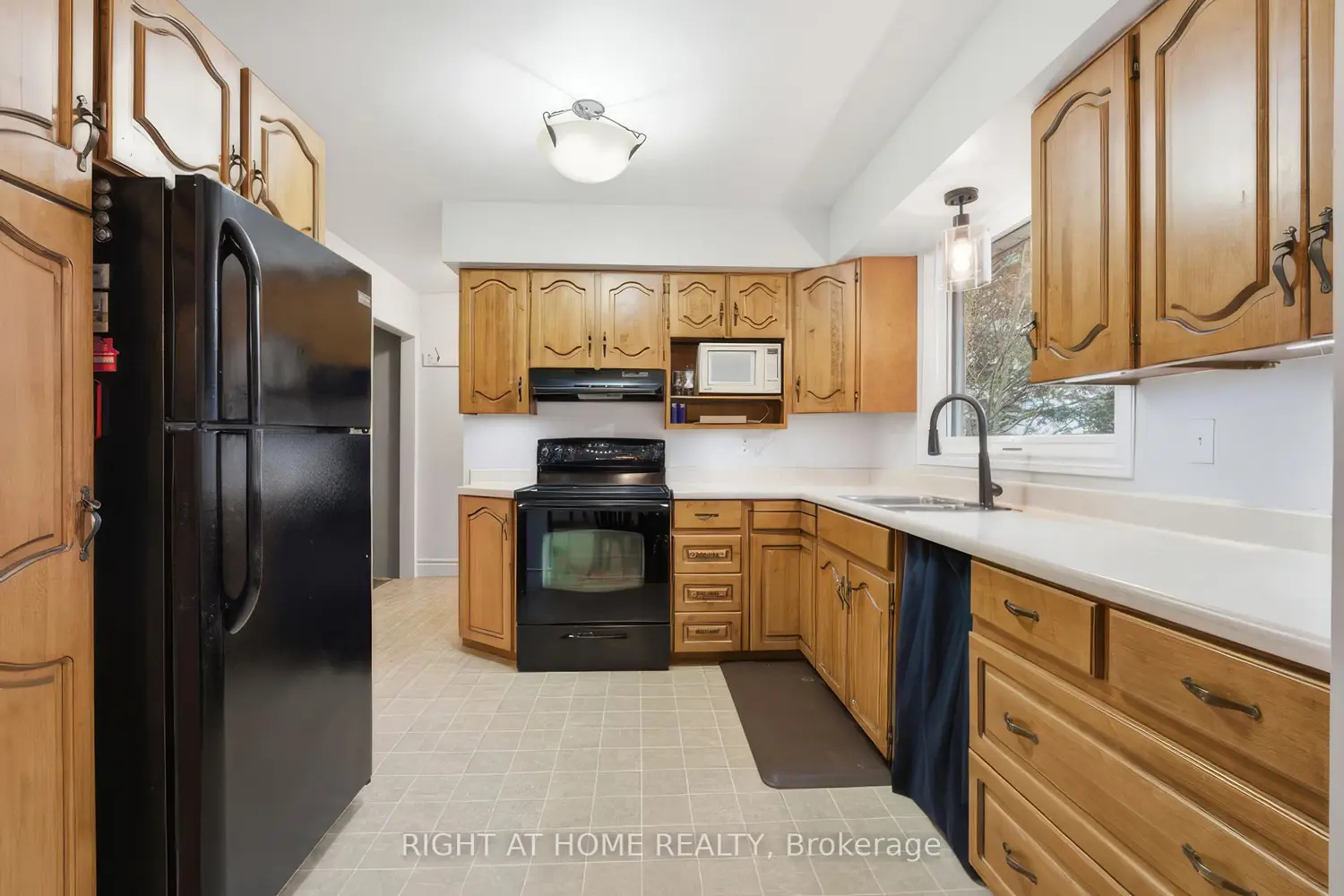 Additional image 6 of 384 Countess Street