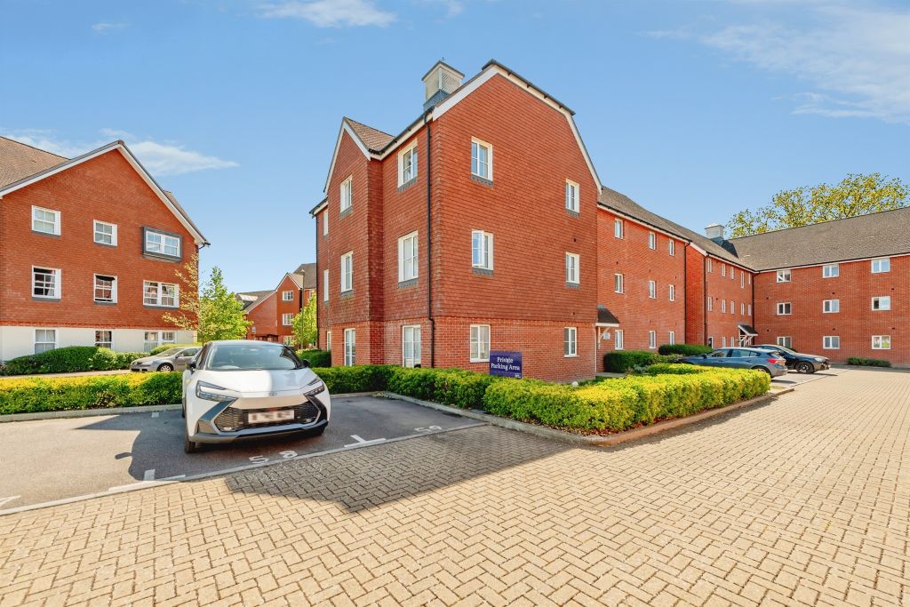 Additional image 11 of 2 bed flat for saleWebber Street, Horley RH6