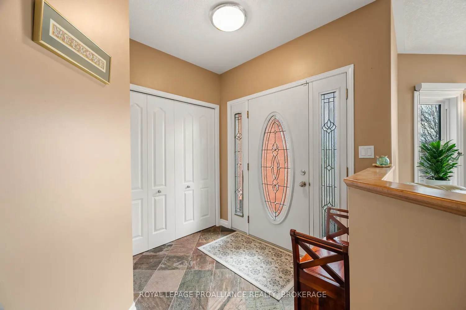 688 Chadwick Court photo 5